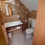 Feher Hajo Panzio Gyor Bed & Breakfast 3*