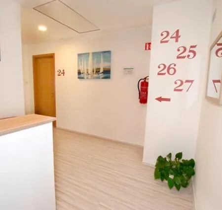 Feher Hajo Panzio Bed & Breakfast
