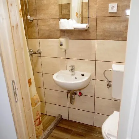 Bed & Breakfast Feher Hajo Panzio Es Vendeglo