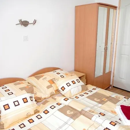 Feher Hajo Panzio Bed & Breakfast Ráb
