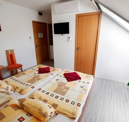 Panzió Fehér Hajó Panzió és Vendéglő