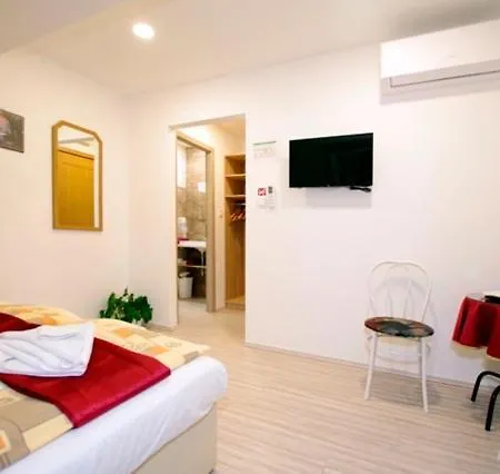 Bed & Breakfast Feher Hajo Panzio Es Vendeglo Ráb