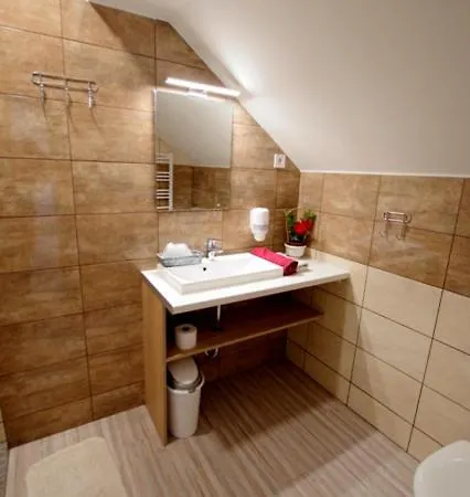 Bed & Breakfast Feher Hajo Panzio Es Vendeglo