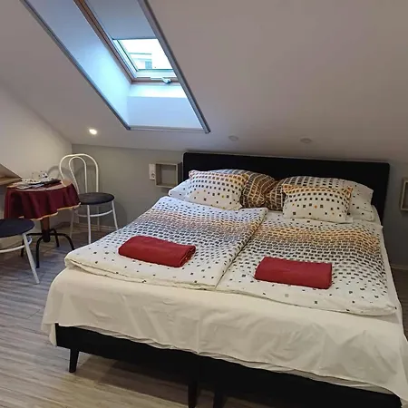 Feher Hajo Panzio Bed & Breakfast