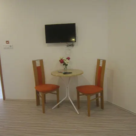 Feher Hajo Panzio 3* Ráb