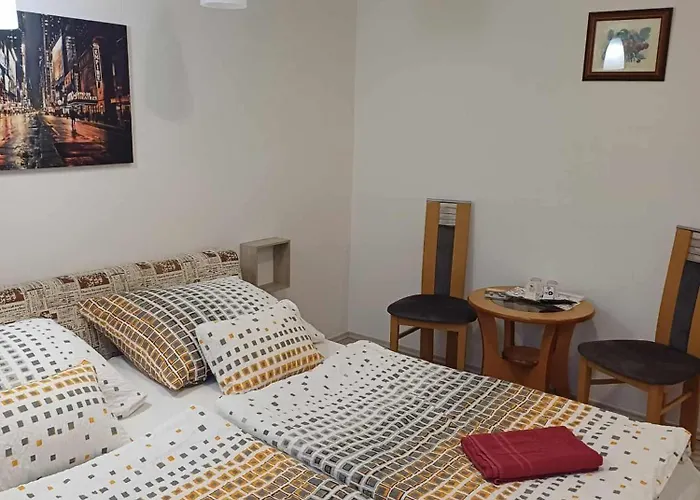 Feher Hajo Panzio 3* Győr