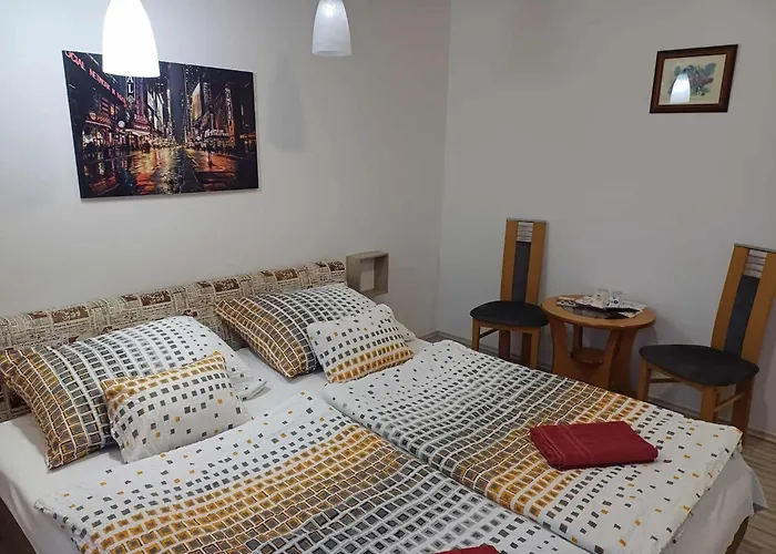 Nocleg ze śniadaniem Feher Hajo Panzio Győr